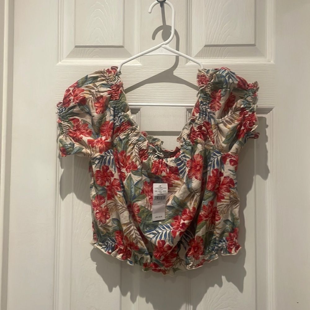 NWT AEO floral cinched crop top SZ small